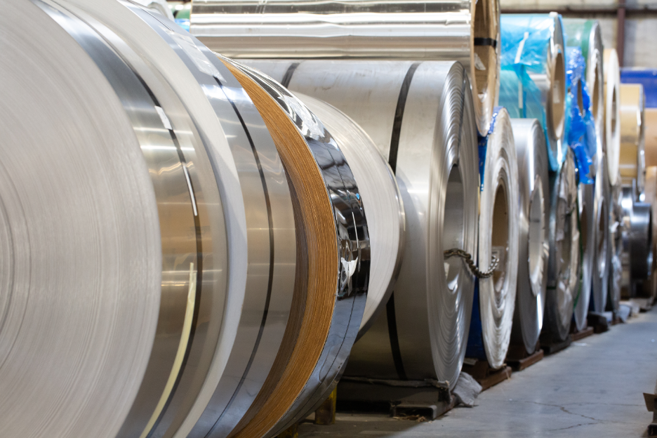 Satisfacer las demandas regionales en la industria fronteriza: perspectivas de NKS: una empresa de corte de acero inoxidable en San Miguel de Allende, Guanajuato